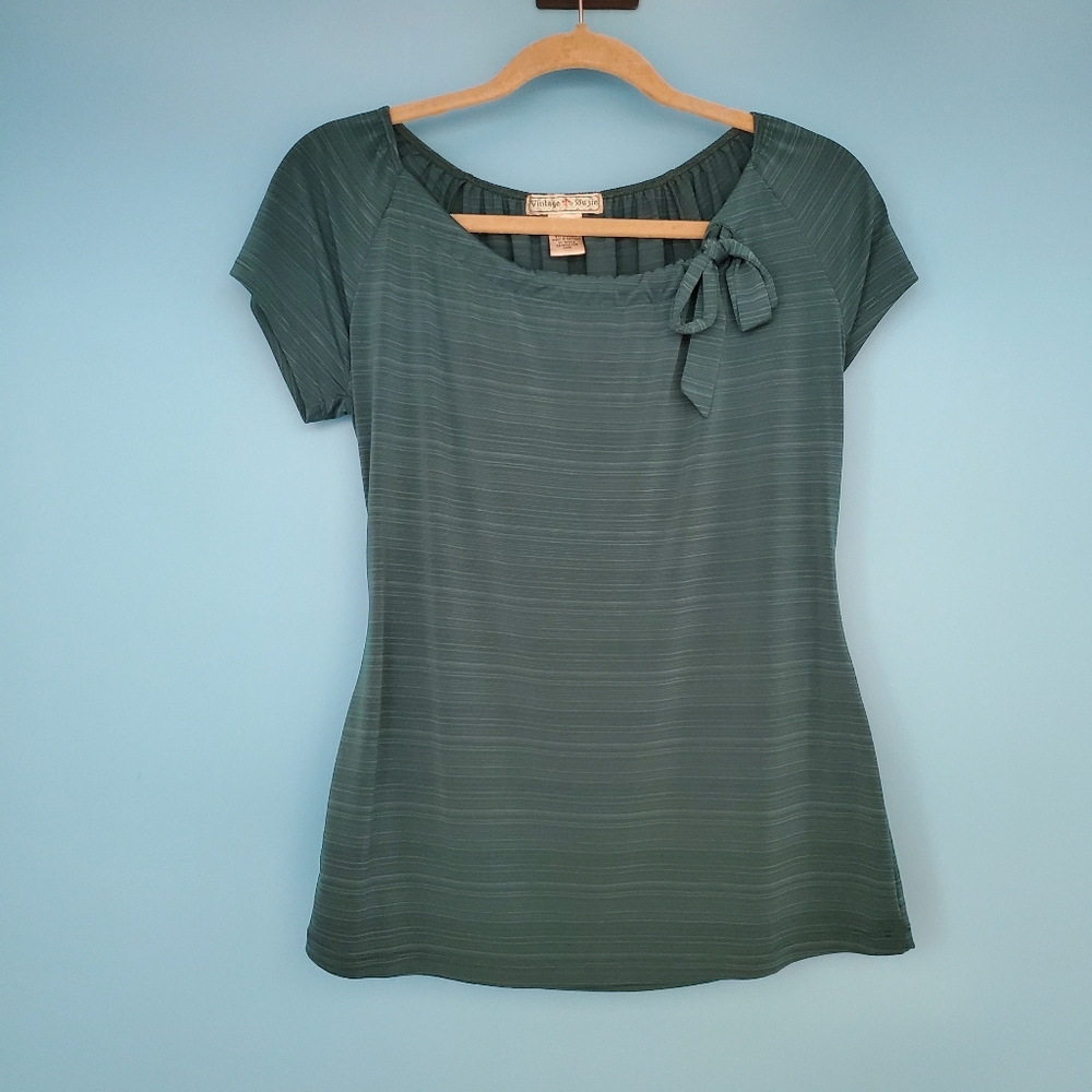 Vintage Guzie Green Blouse Size Small Short Sleeve